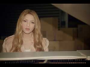 Acróstico Lyrics Shakira - Wo Lyrics